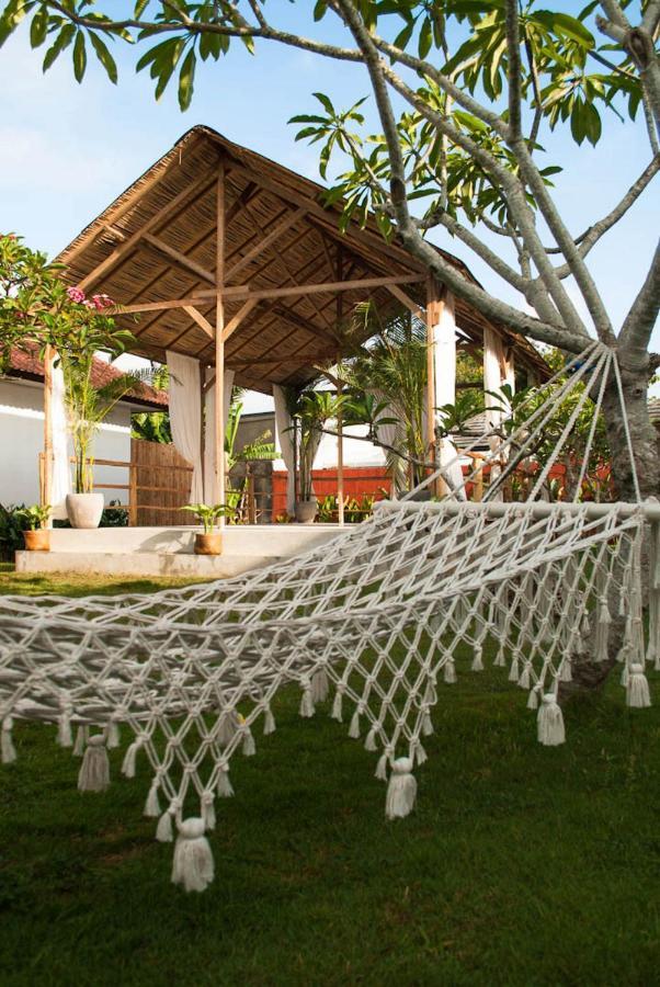 Rebels Point Hotel Jimbaran Buitenkant foto