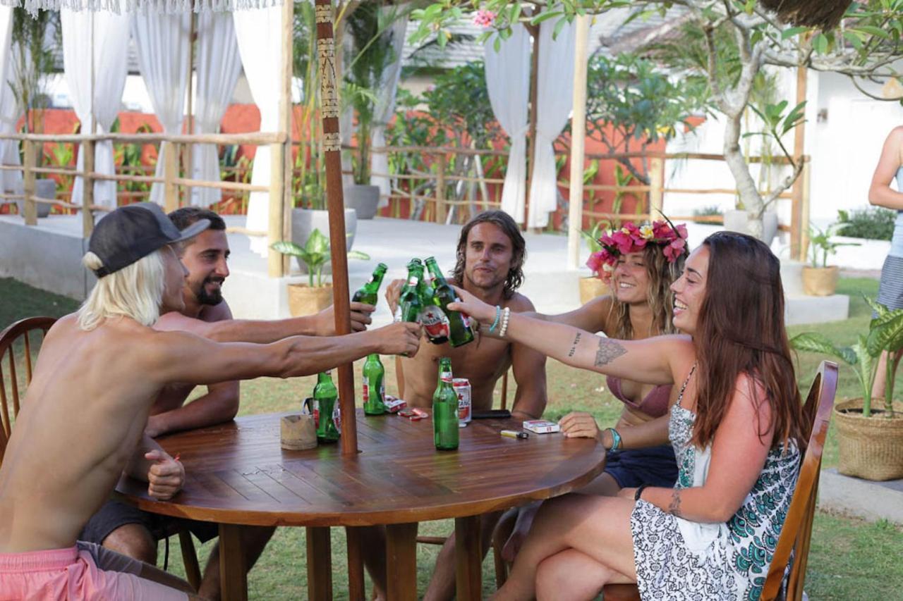 Rebels Point Hotel Jimbaran Buitenkant foto